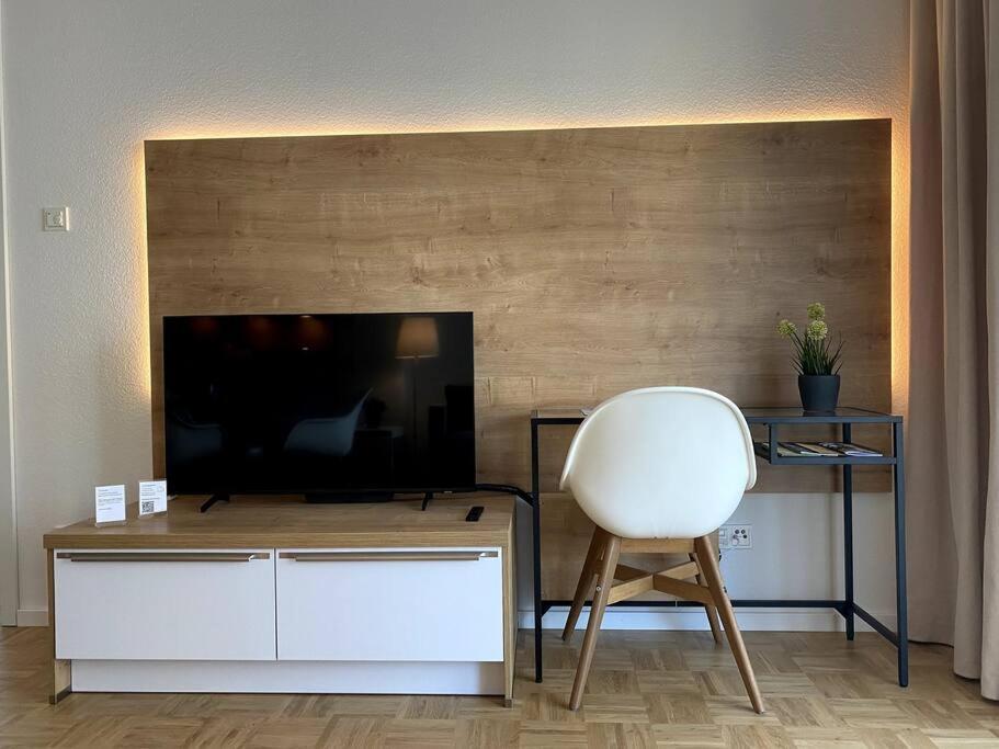 Acapella Suite Adagio 54Qm, Direkt Am Weinberg, Altstadt, Netflix Inklusive Heppenheim  Exterior photo